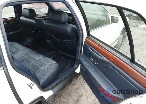 1996 Cadillac Deville z USA, uszkodzony, nr VIN 1G6KD52Y3TU270031